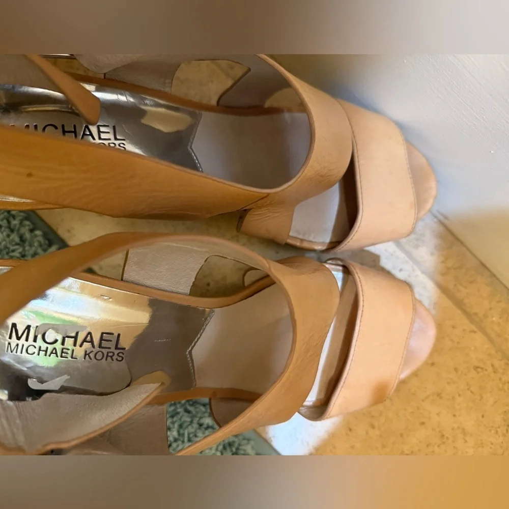 MICHAEL Michael Kors Carla Nude Leather Platform Wood stacked heel Sandals 7